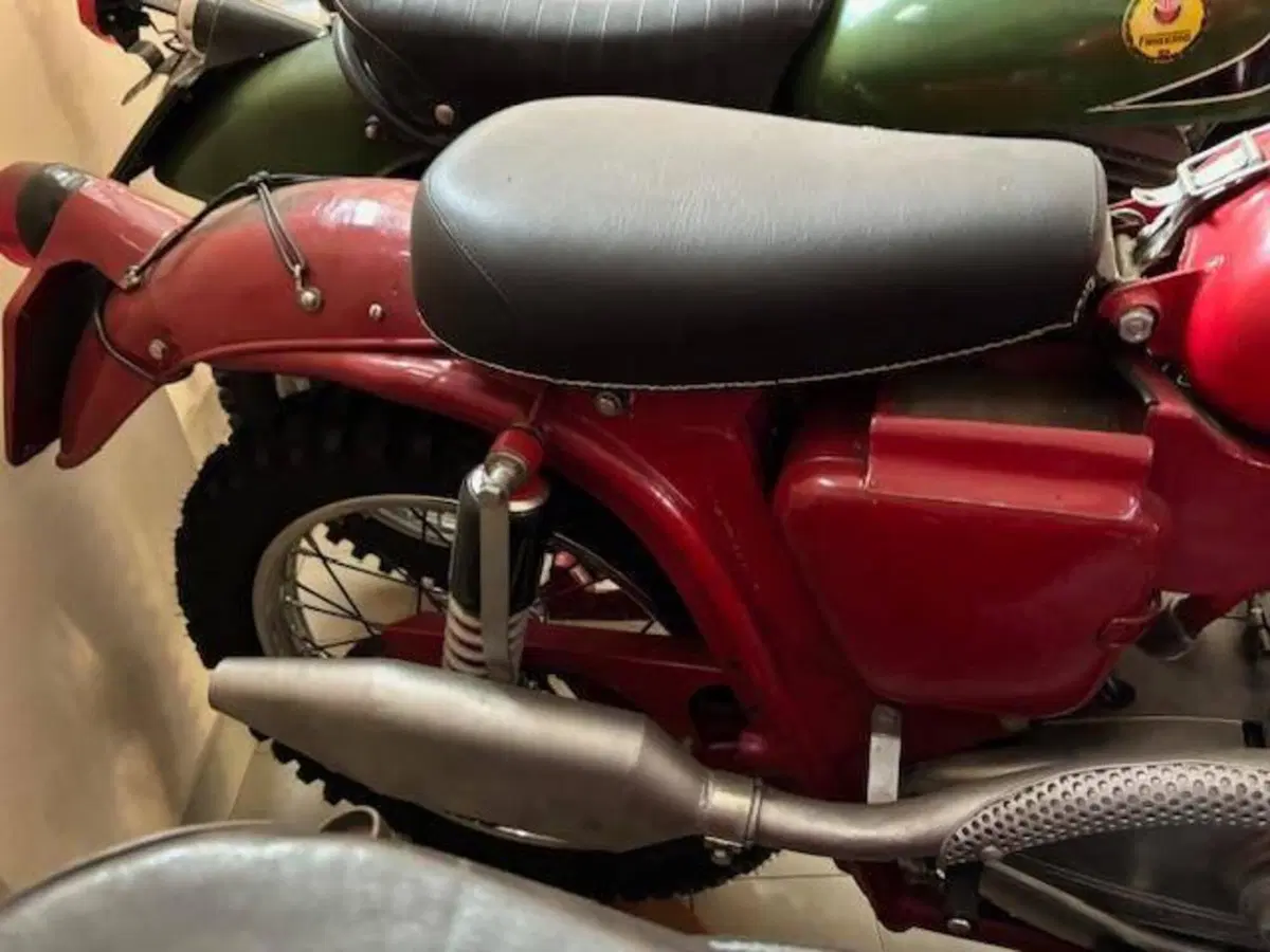 Moto Guzzi lodola regolarita' (12)
