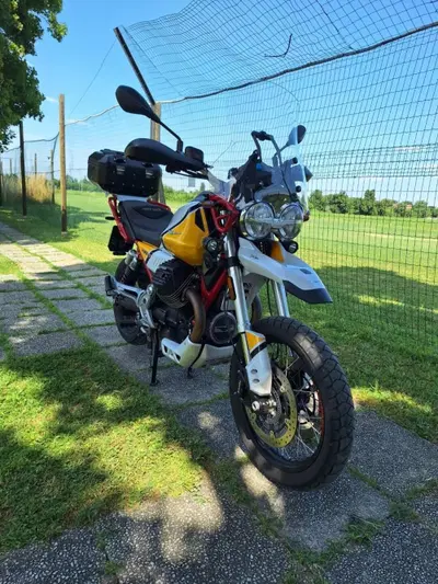Moto Guzzi V85 TT Evocative Graphics (2019 - 20) usata
