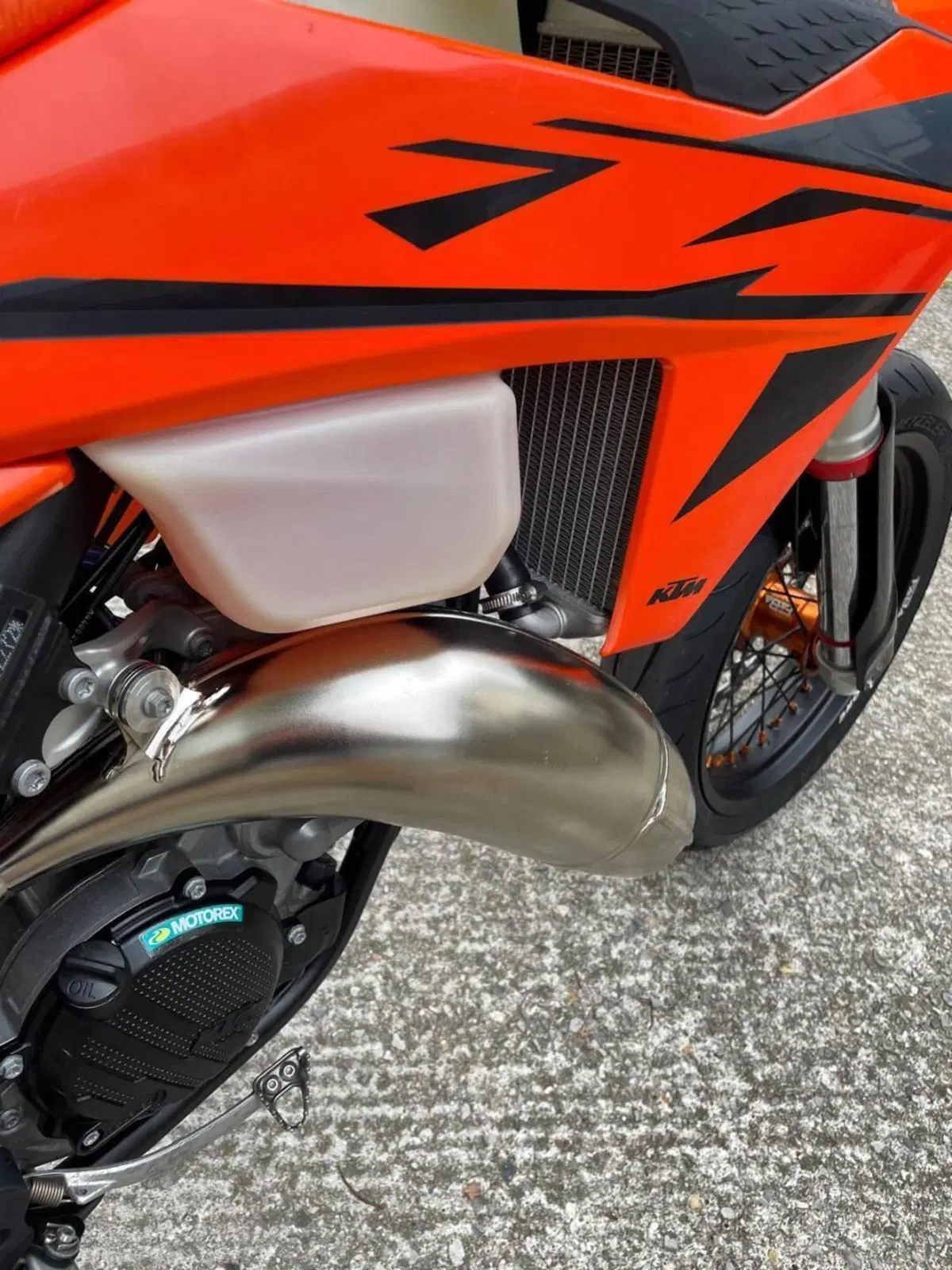 KTM 125 XC-W (2025) (3)