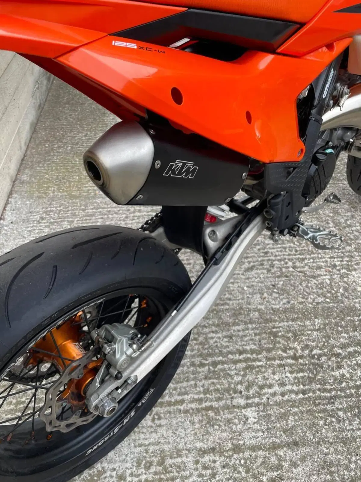 KTM 125 XC-W (2025) (4)