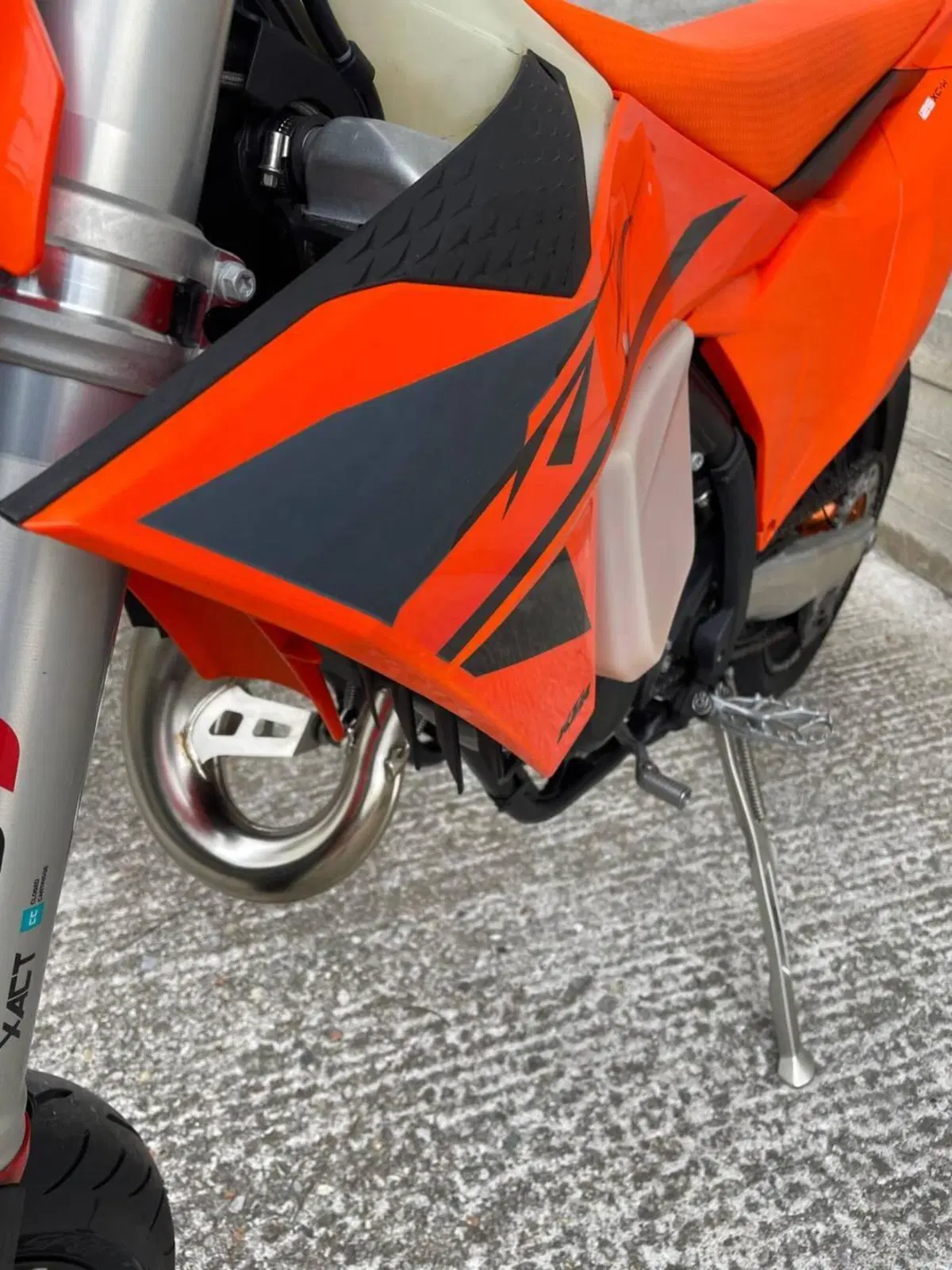KTM 125 XC-W (2025) (5)