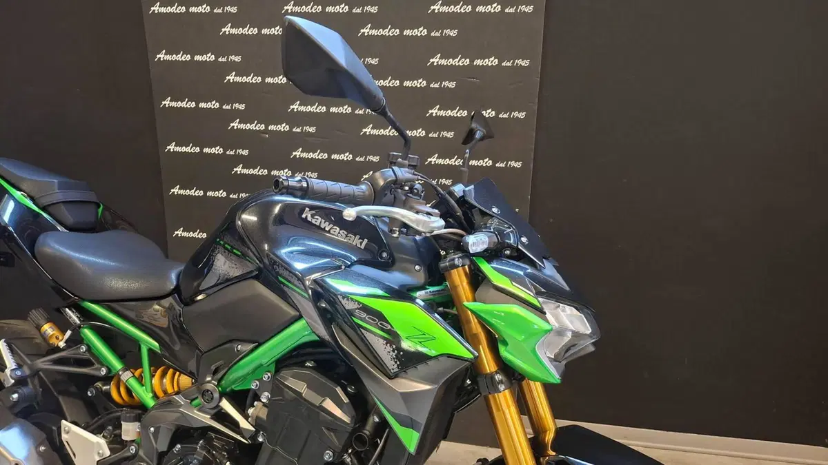Kawasaki Z 900 SE (2022 - 24) (6)