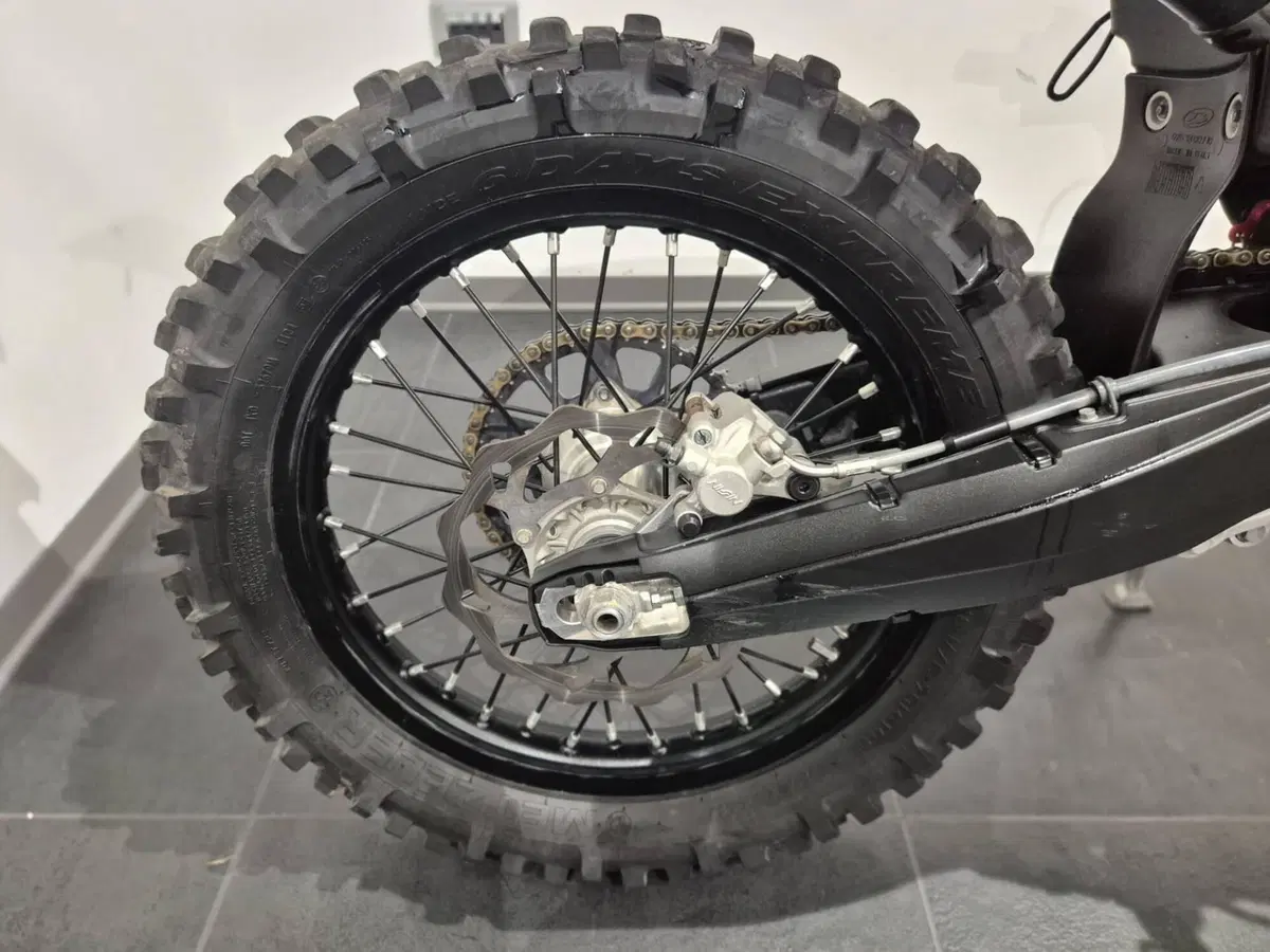 Betamotor RR 125 2T Enduro (2023) (8)