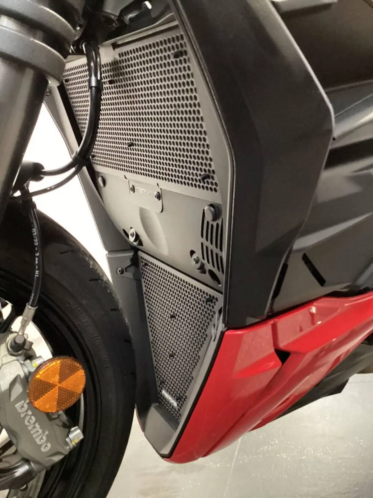 Ducati Streetfighter V2 (2022 - 24) (8)