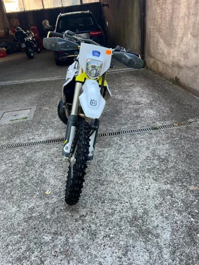 Husqvarna TE 150i (2023) usata