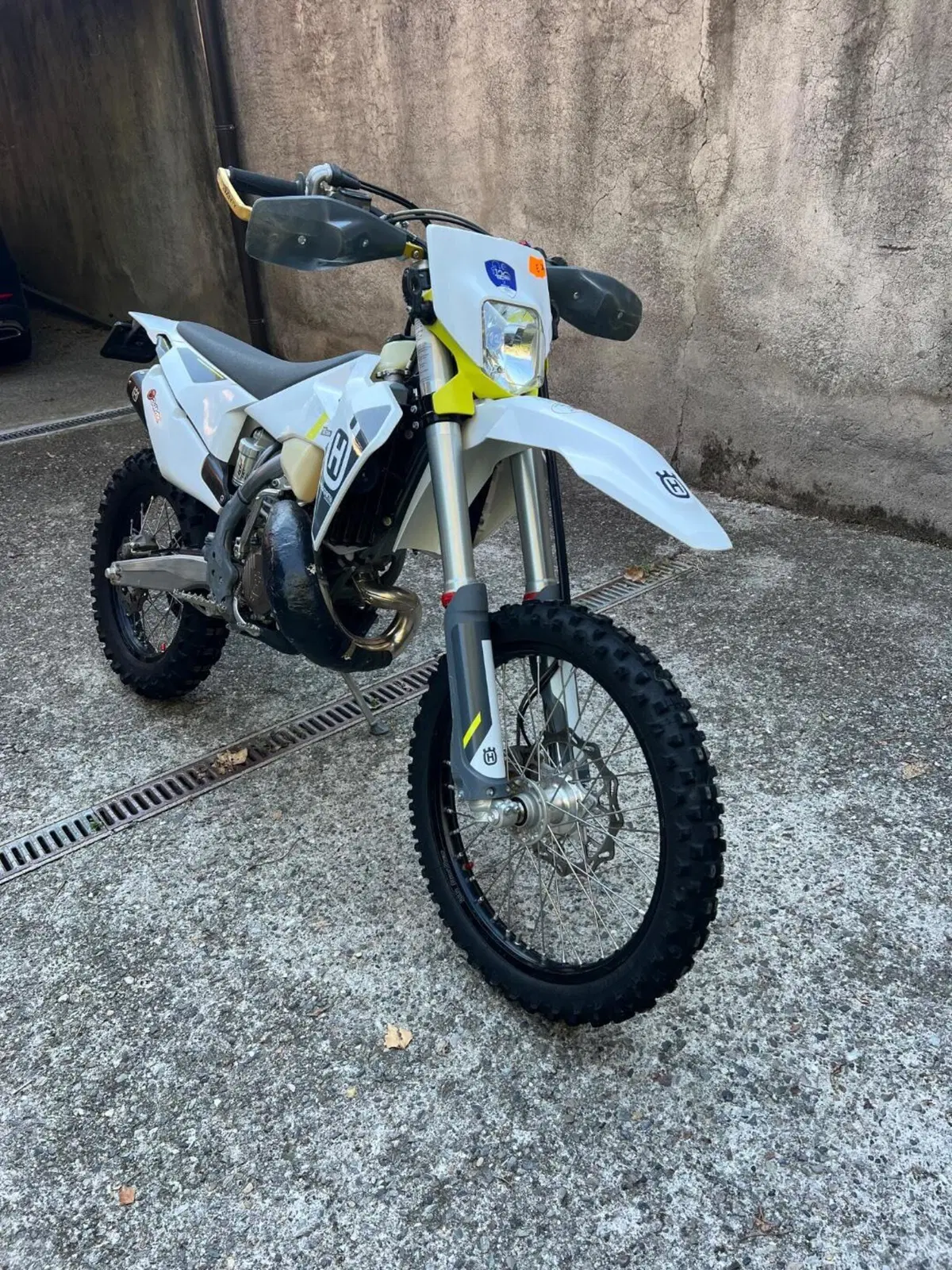 Husqvarna TE 150i (2023) (2)