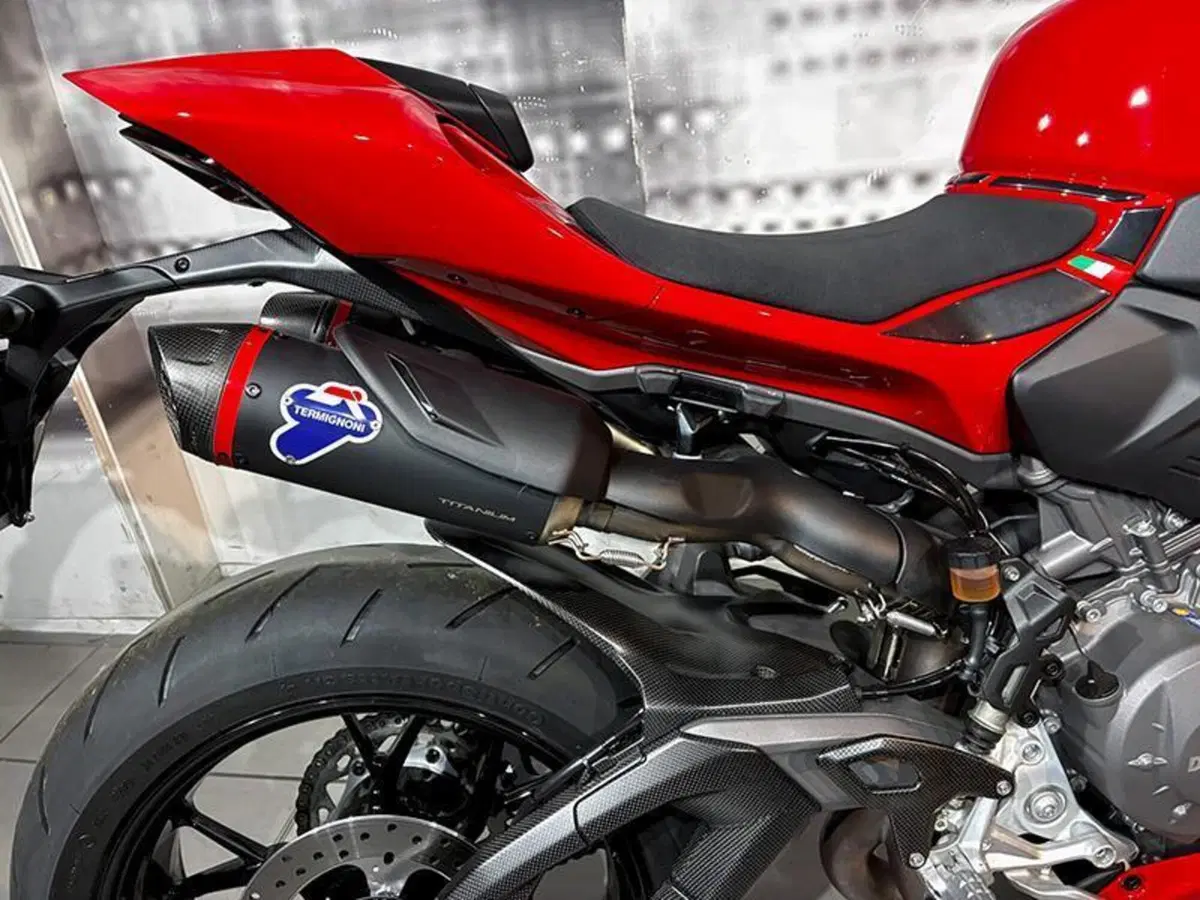 Ducati Panigale V2 S (2025 - 26) (3)