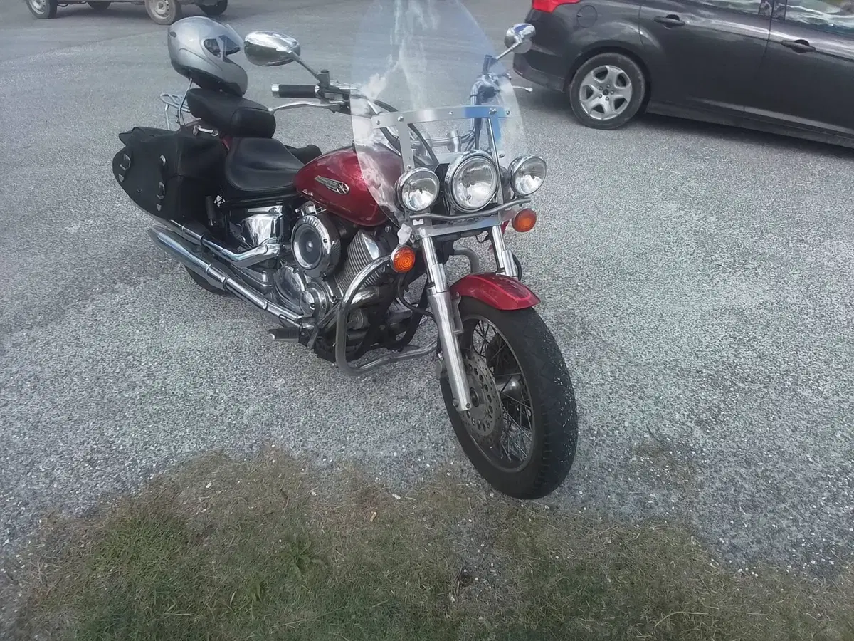 Yamaha XVS 1100 Drag Star A Classic (2000 - 06) (2)