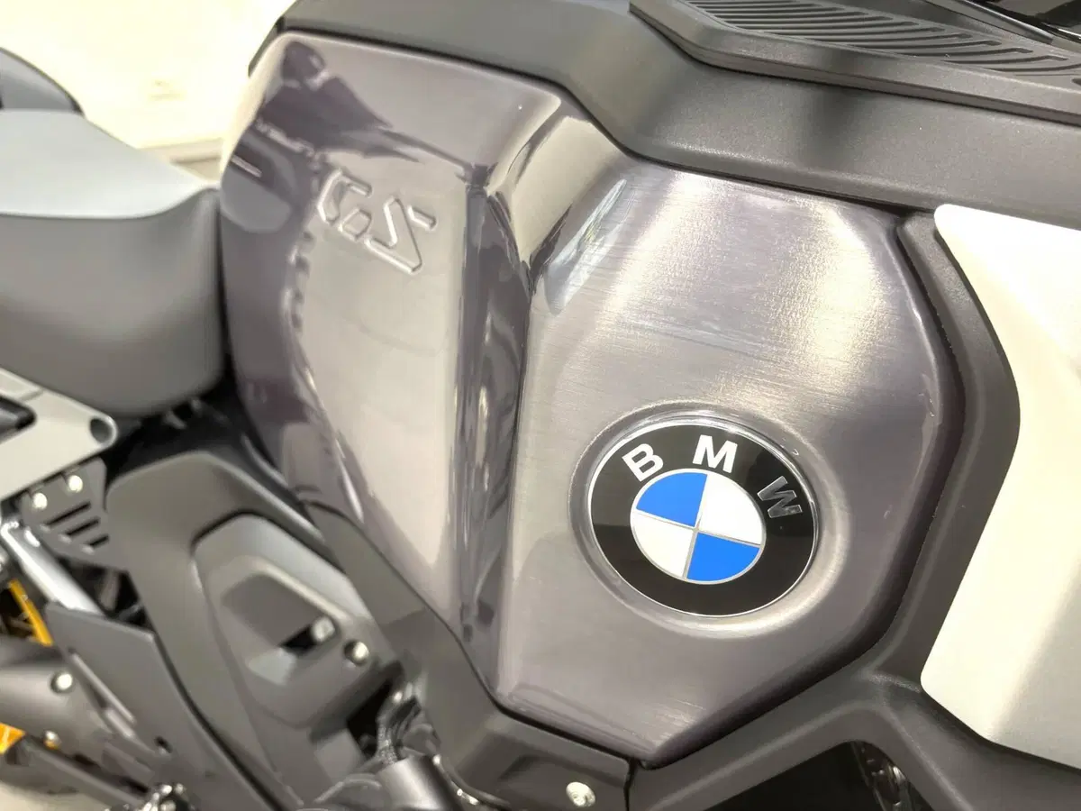 Bmw R 1300 GS Adventure Triple Black (2025 - 26) (3)