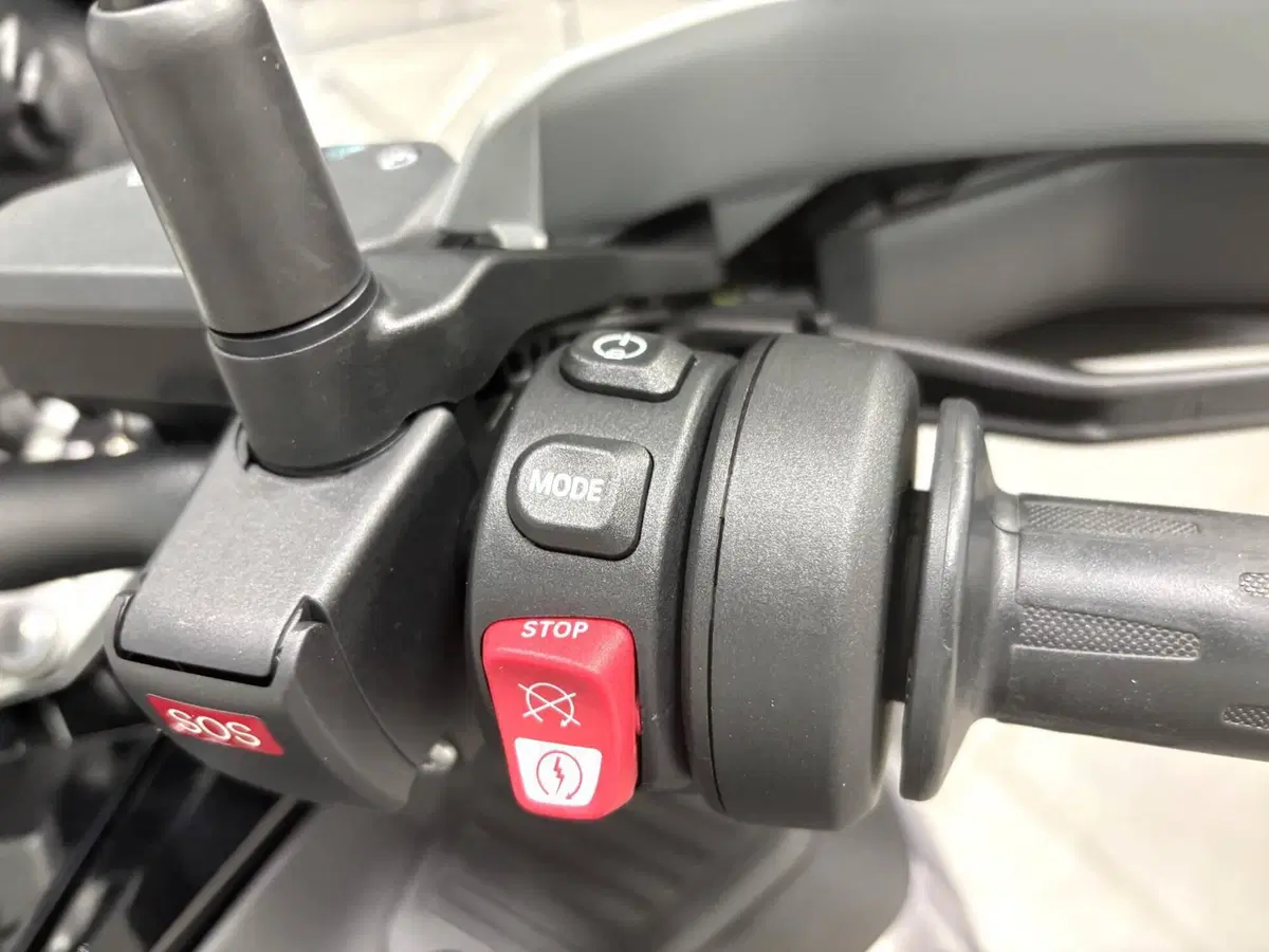 Bmw R 1300 GS Adventure Triple Black (2025 - 26) (10)