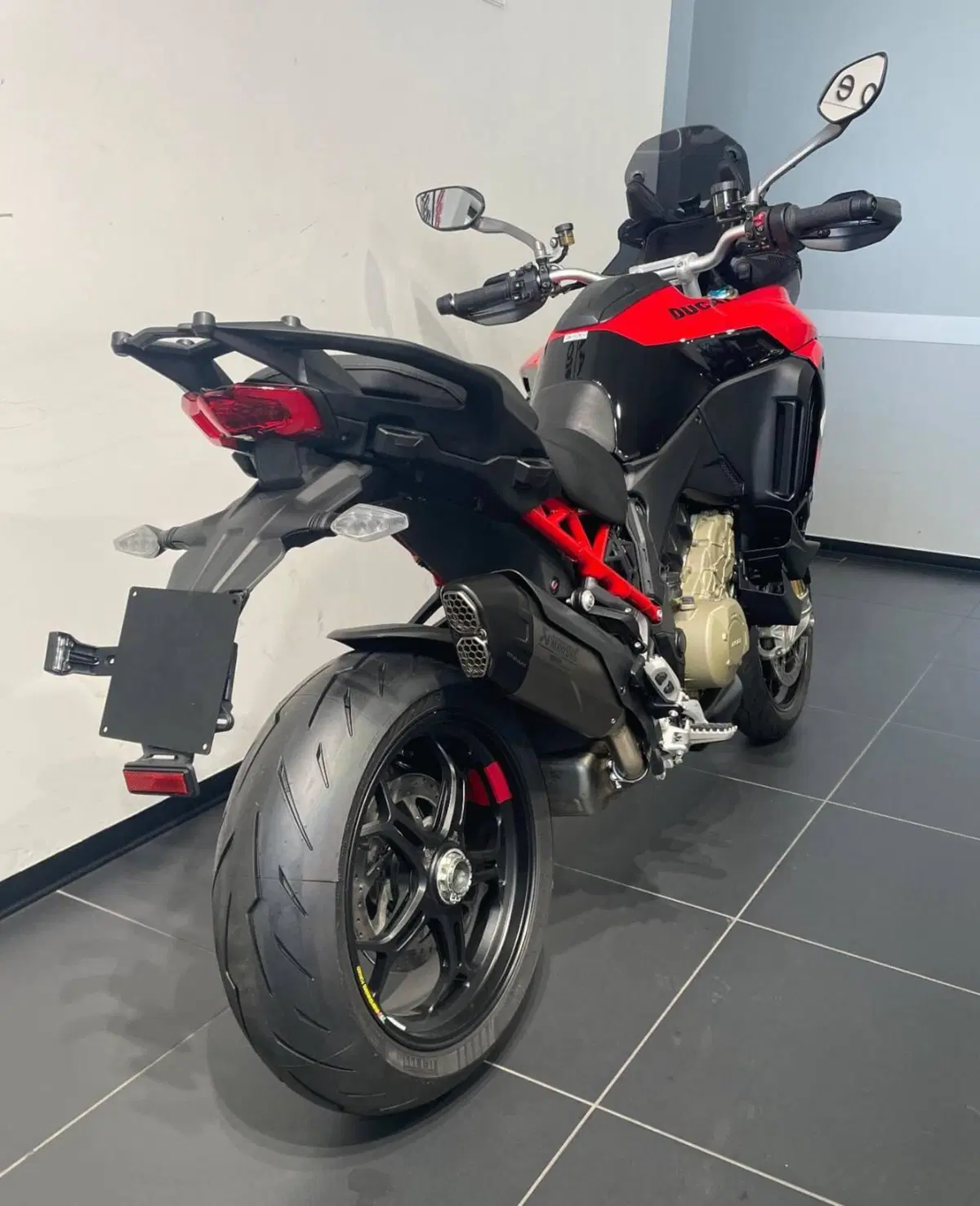 Ducati Multistrada V4 Pikes Peak (2025 - 27) (4)