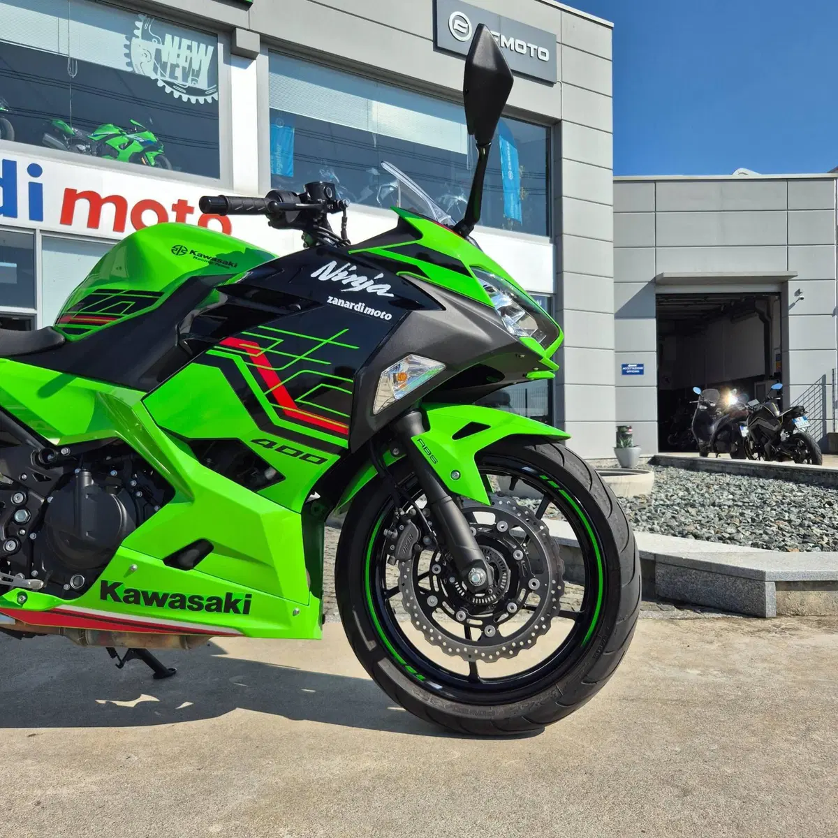 Kawasaki Ninja 400 (2023) (6)