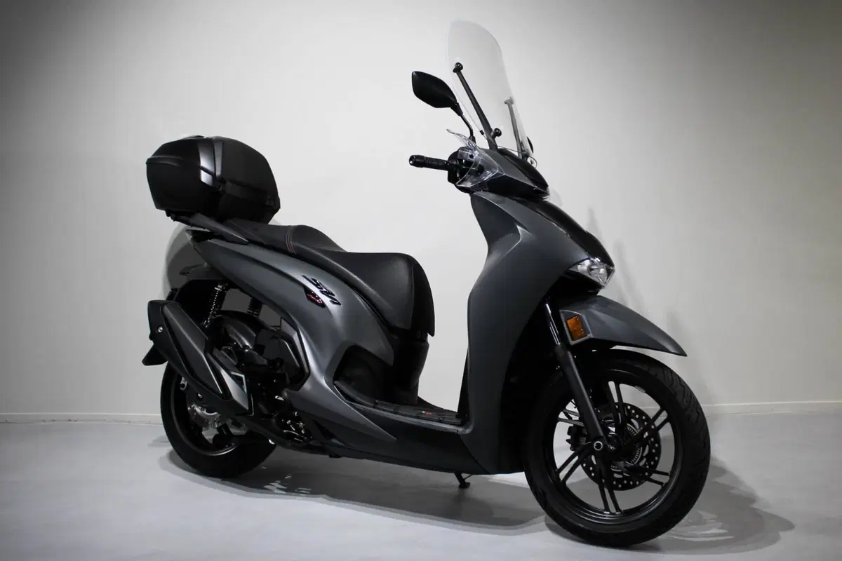 Honda SH 350i Sport (2025 - 26) (2)