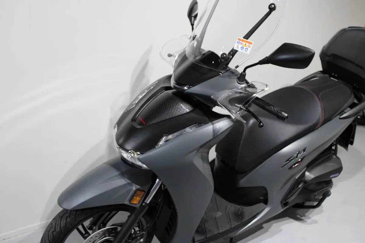 Honda SH 350i Sport (2025 - 26) (8)