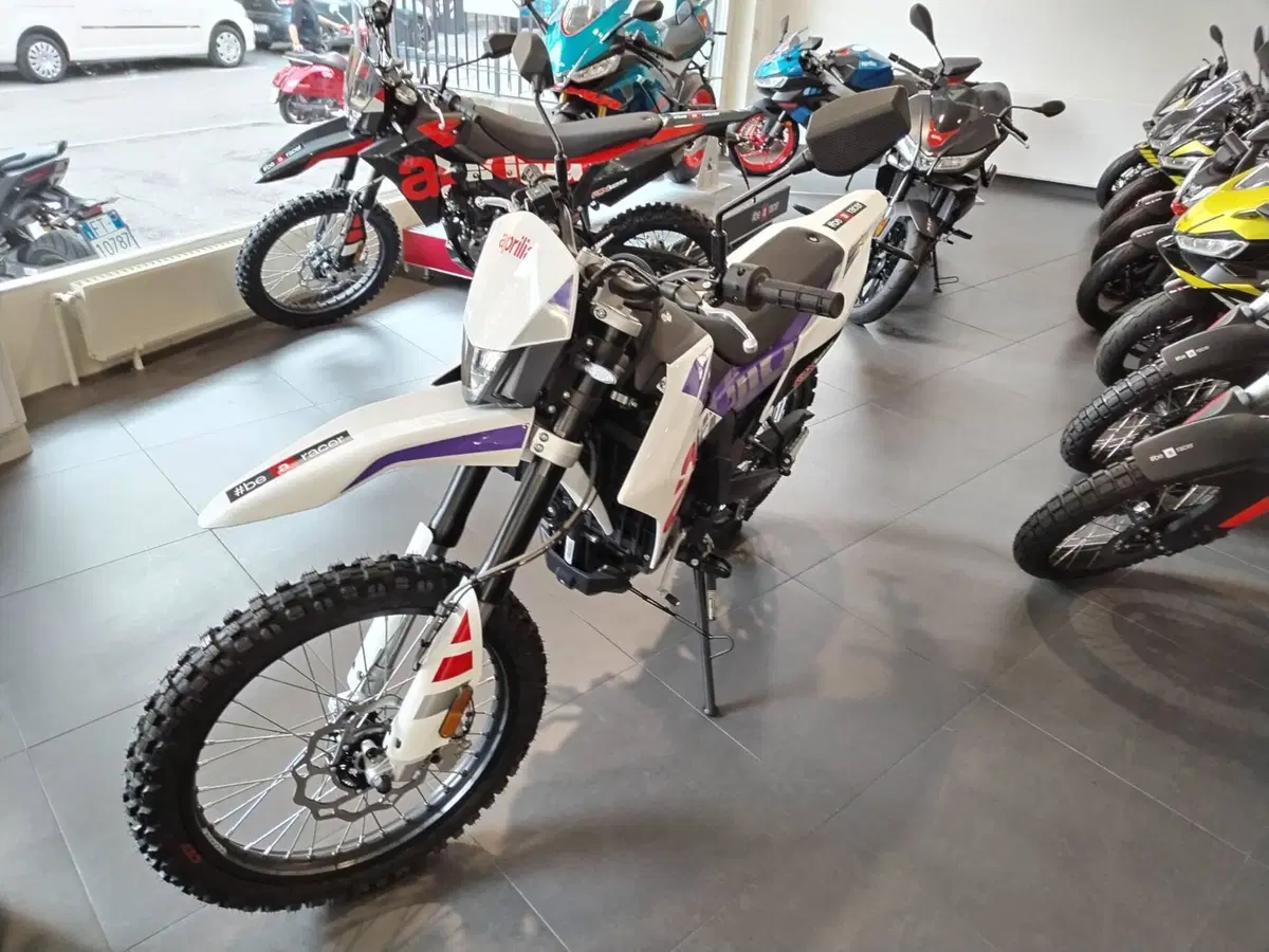 Aprilia RX 125 (2025 - 26) (2)