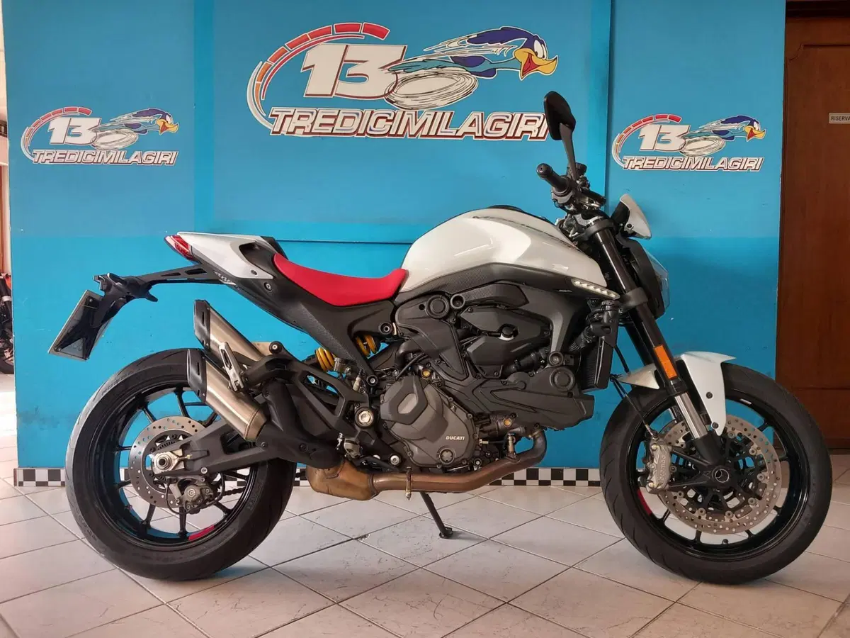 Ducati Monster 937 + (2021 - 25)