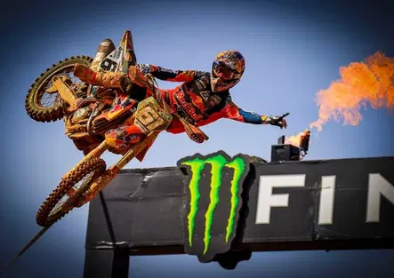 Jorge Prado è campione del mondo di SuperMotocross!
