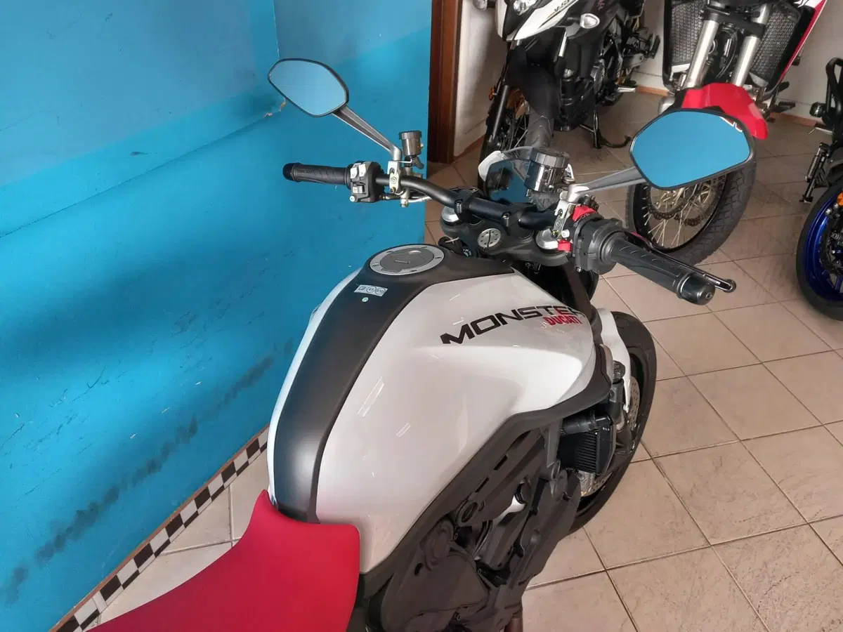 Ducati Monster 937 + (2021 - 25) (16)