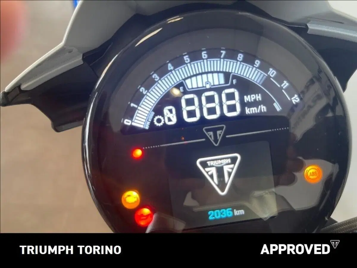 Triumph Trident 800 (2026) (7)