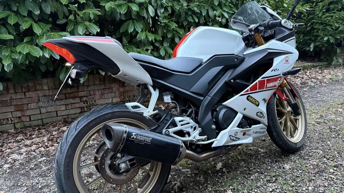 Yamaha YZF R125 (2023 - 26) (2)
