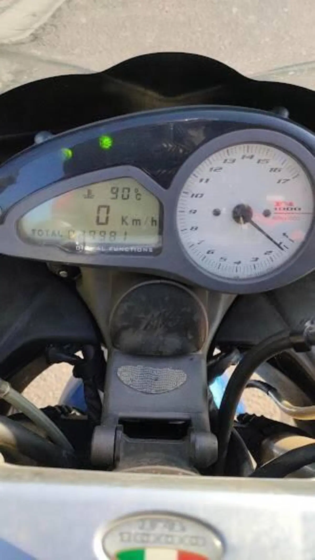 MV Agusta F4 1000 S 1+1 (2004 - 06) (4)