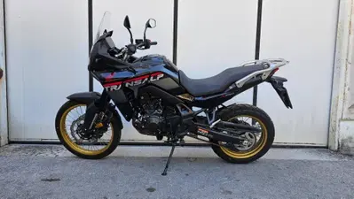 Honda Transalp XL750 (2025) usata