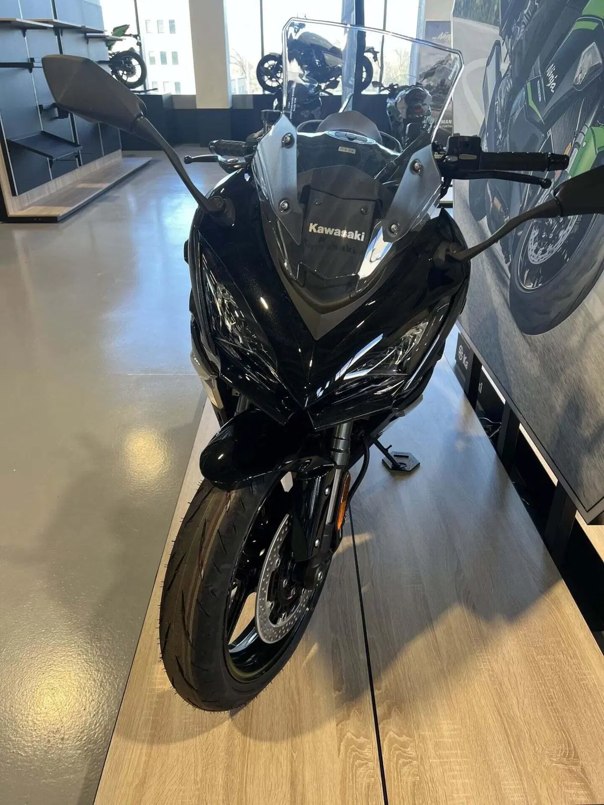 Kawasaki Ninja 1100 SX (2025 - 27) (2)