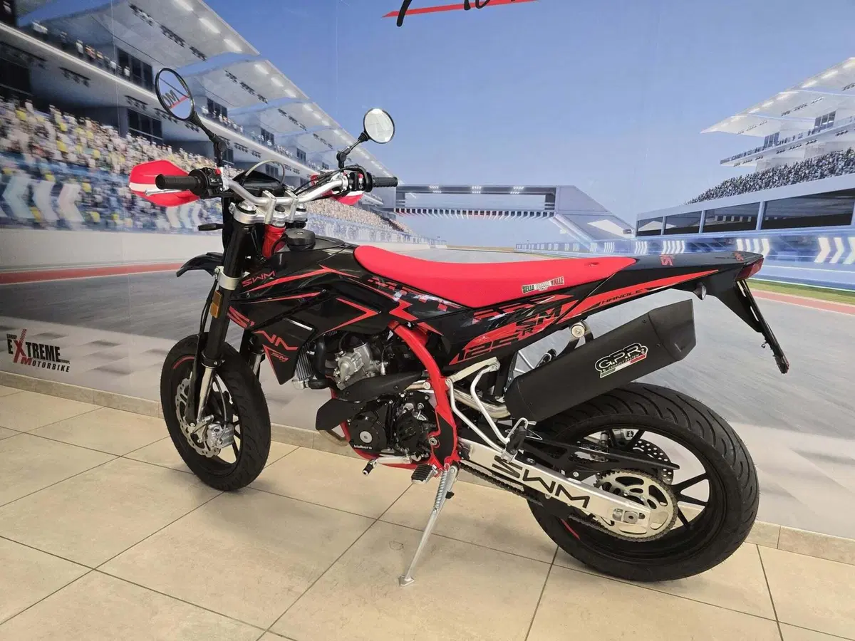 Swm SM 125 R (2025 - 26) (9)