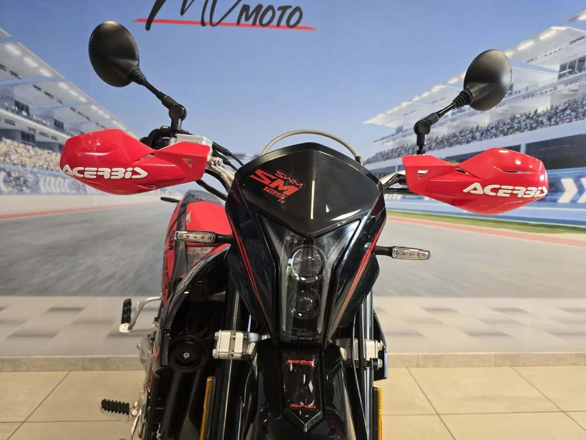 Swm SM 125 R (2025 - 26) (18)