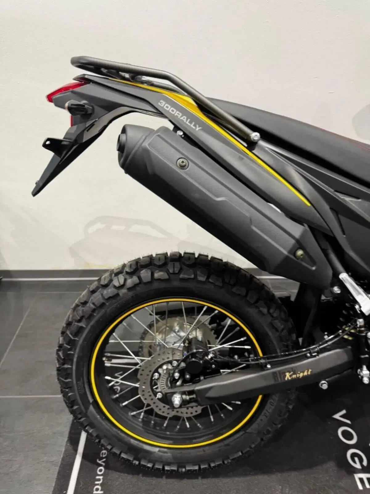 Voge 300 GY Rally (2022) (13)