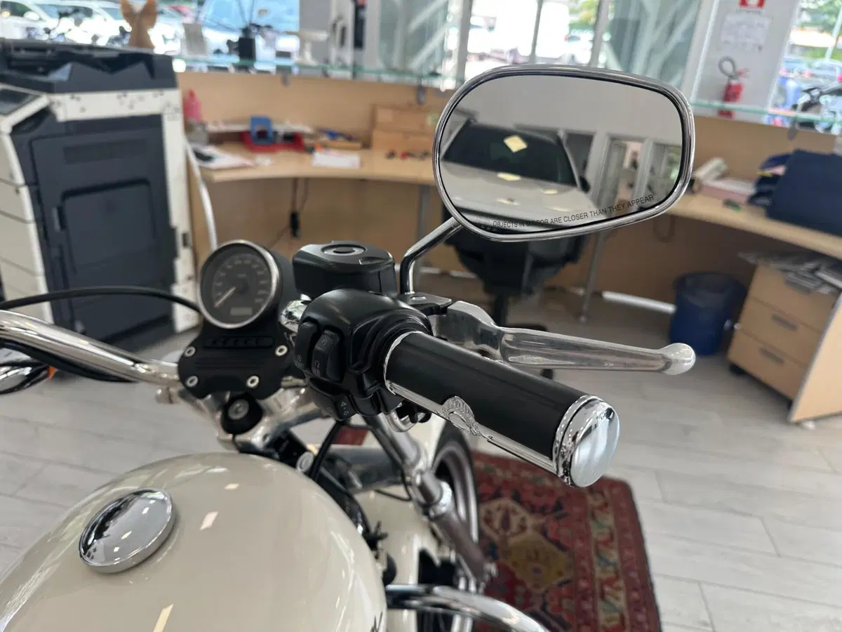Harley-Davidson 883 SuperLow (2010 - 16) - XL 883L (11)