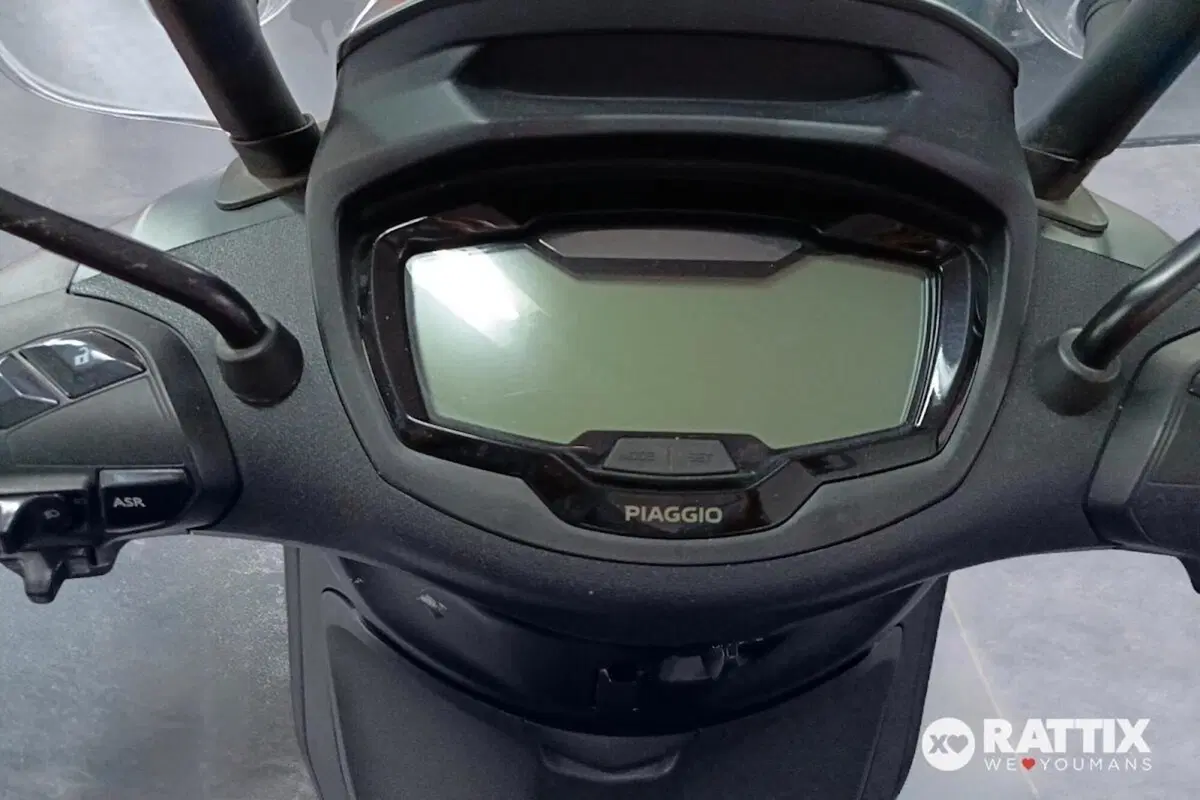 Piaggio Beverly 400 S ABS-ASR (2021 - 24) (7)