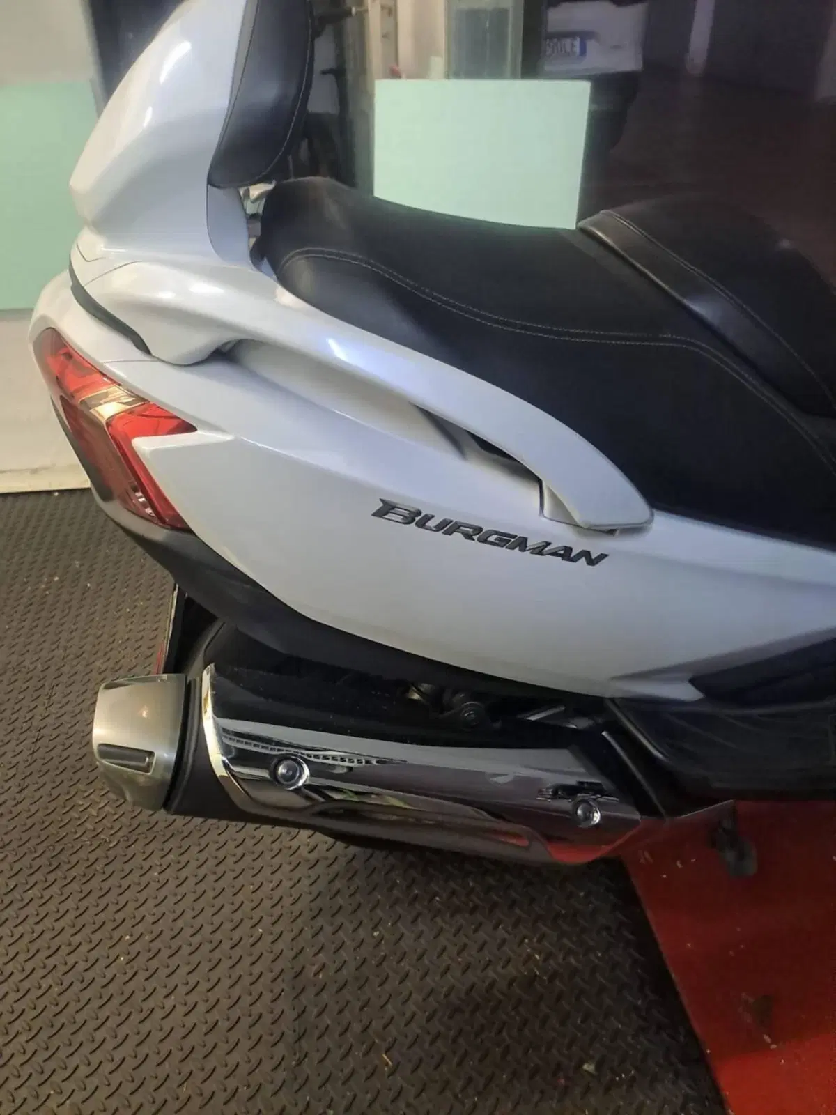 Suzuki Burgman AN 650 Executive (2017 - 20) (2)