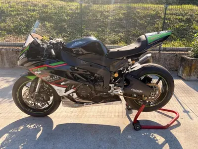 Kawasaki Ninja 600 ZX-6R (2009 - 16) usata