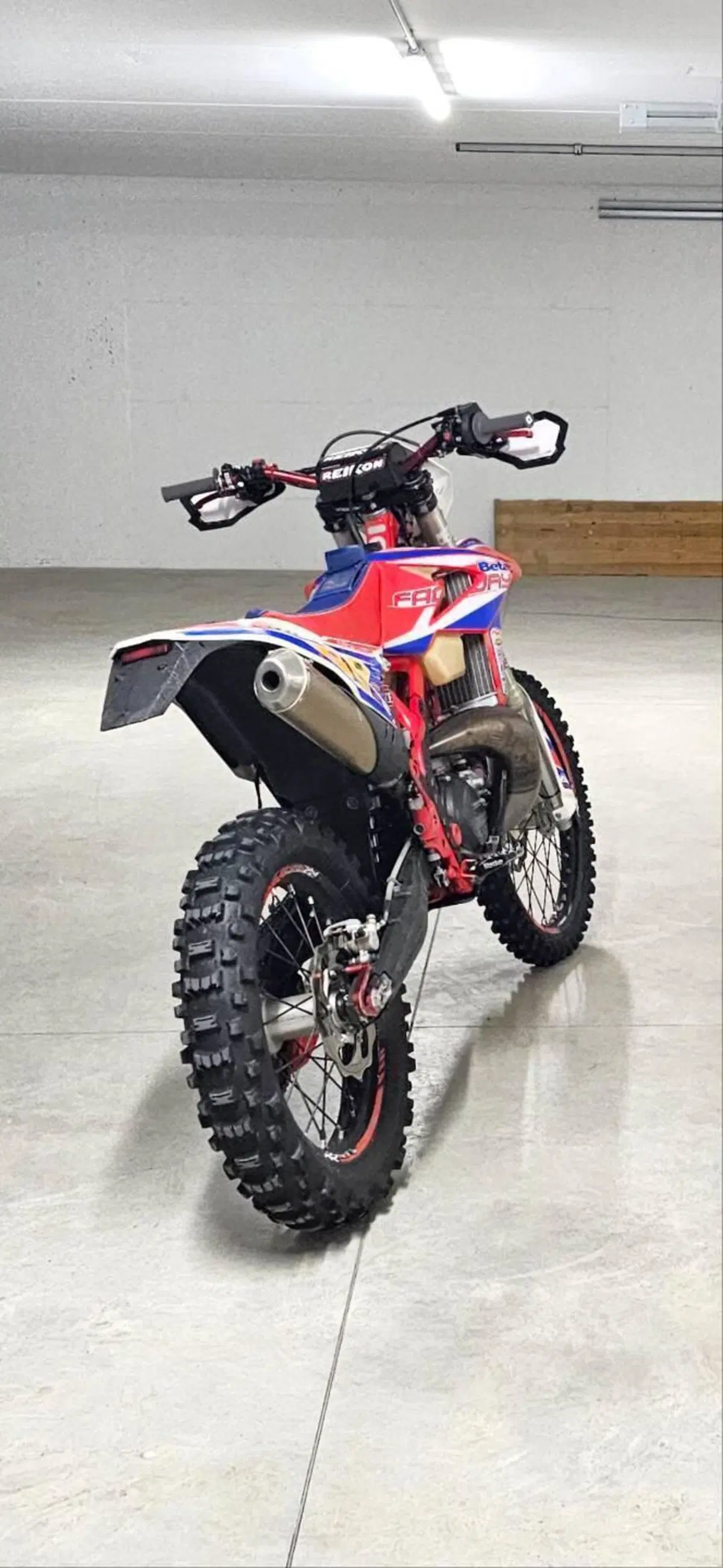 Betamotor RR 300 2T Enduro (2019) (3)