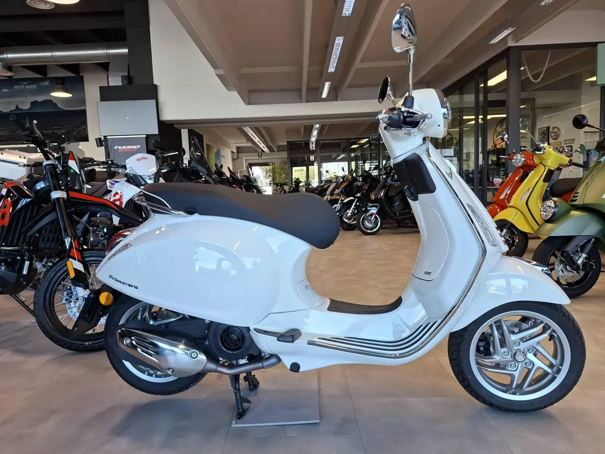 Vespa Primavera 125 (2026)