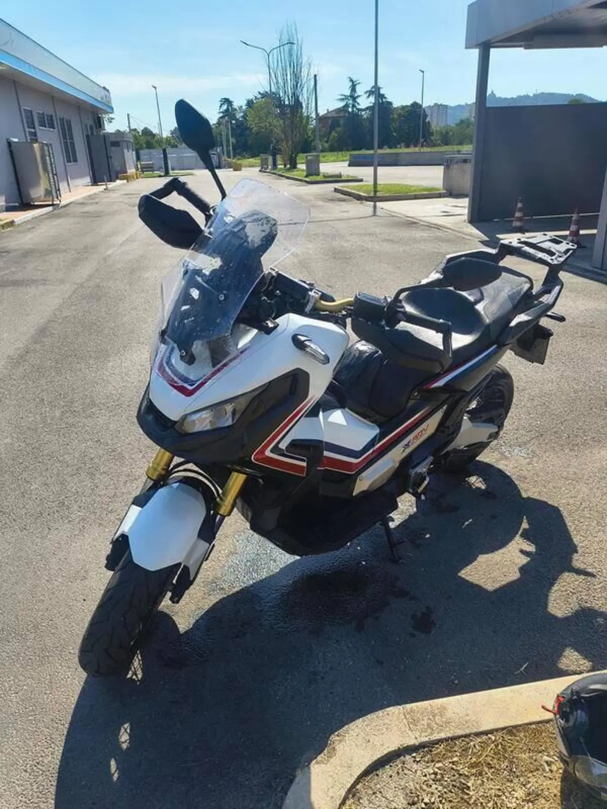Honda X-ADV 750 (2017) (3)