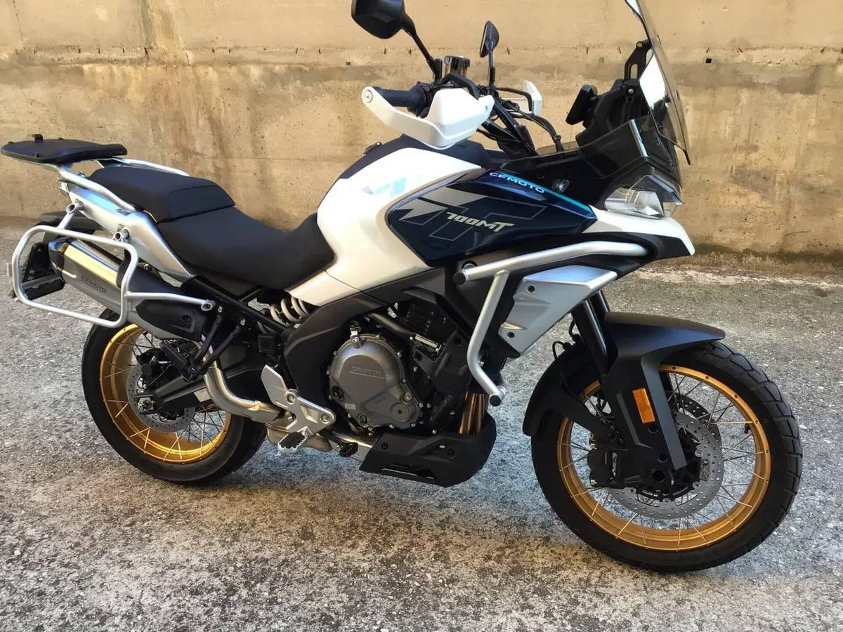 CFMOTO 700MT Adventure (2025 - 26)