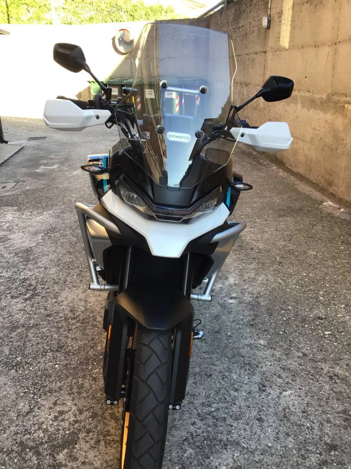 CFMOTO 700MT Adventure (2025 - 26) (2)