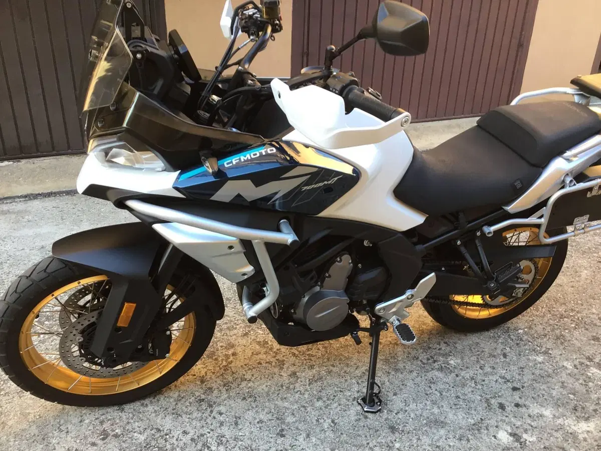CFMOTO 700MT Adventure (2025 - 26) (3)