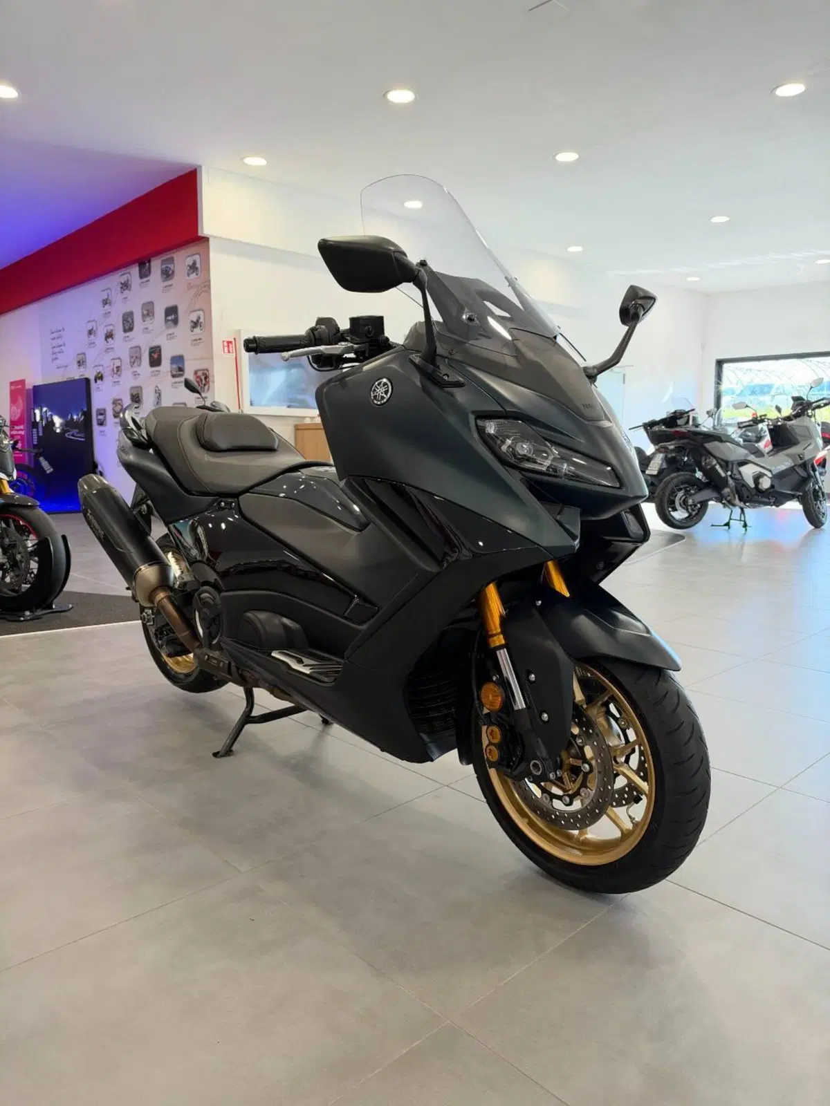 Yamaha T-Max 560 Tech Max (2022 - 24) (6)