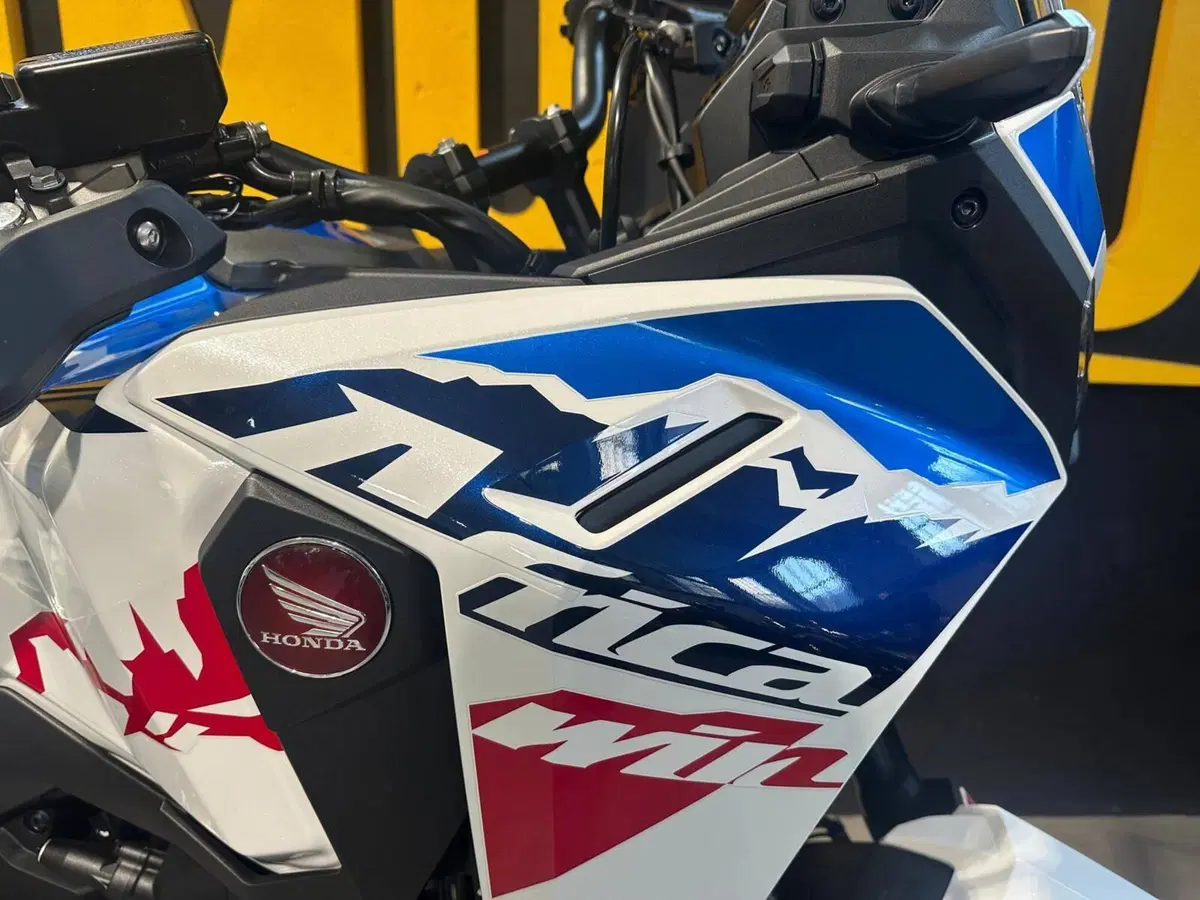 Honda Africa Twin CRF 1100L ES (2024 - 26) (11)
