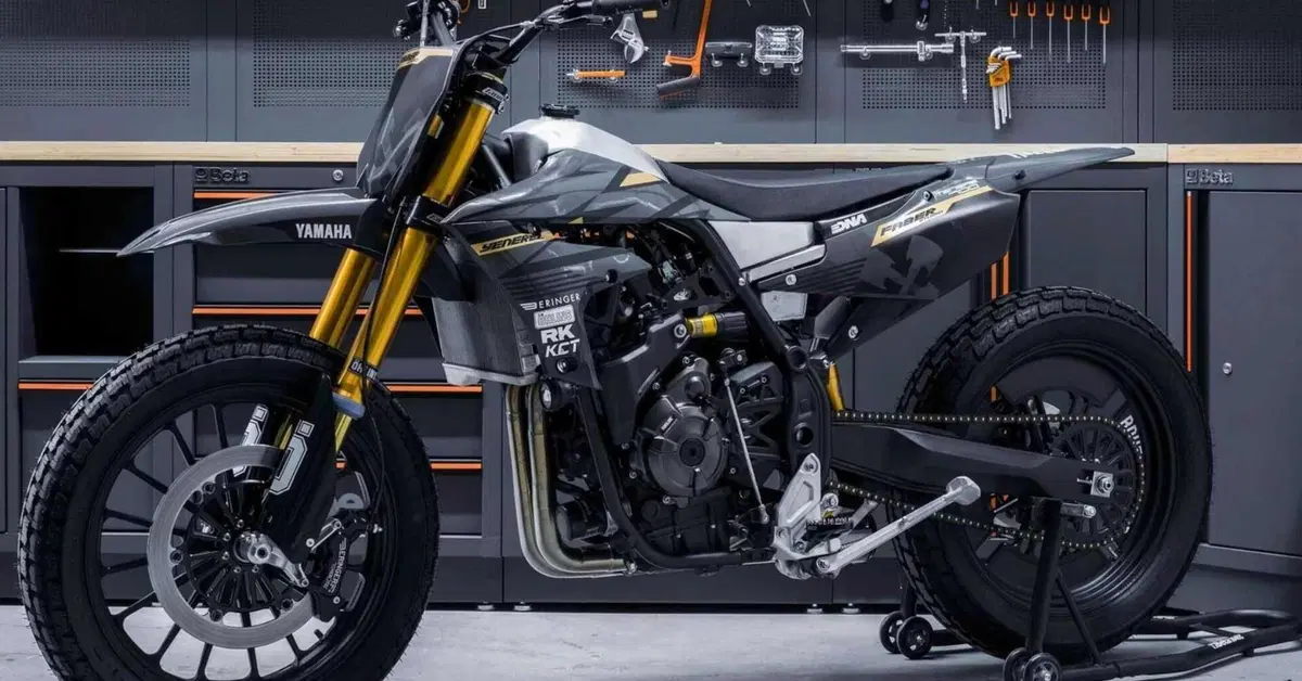 La Ténéré 700 da flat track perde 47 kg, ma ha senso?