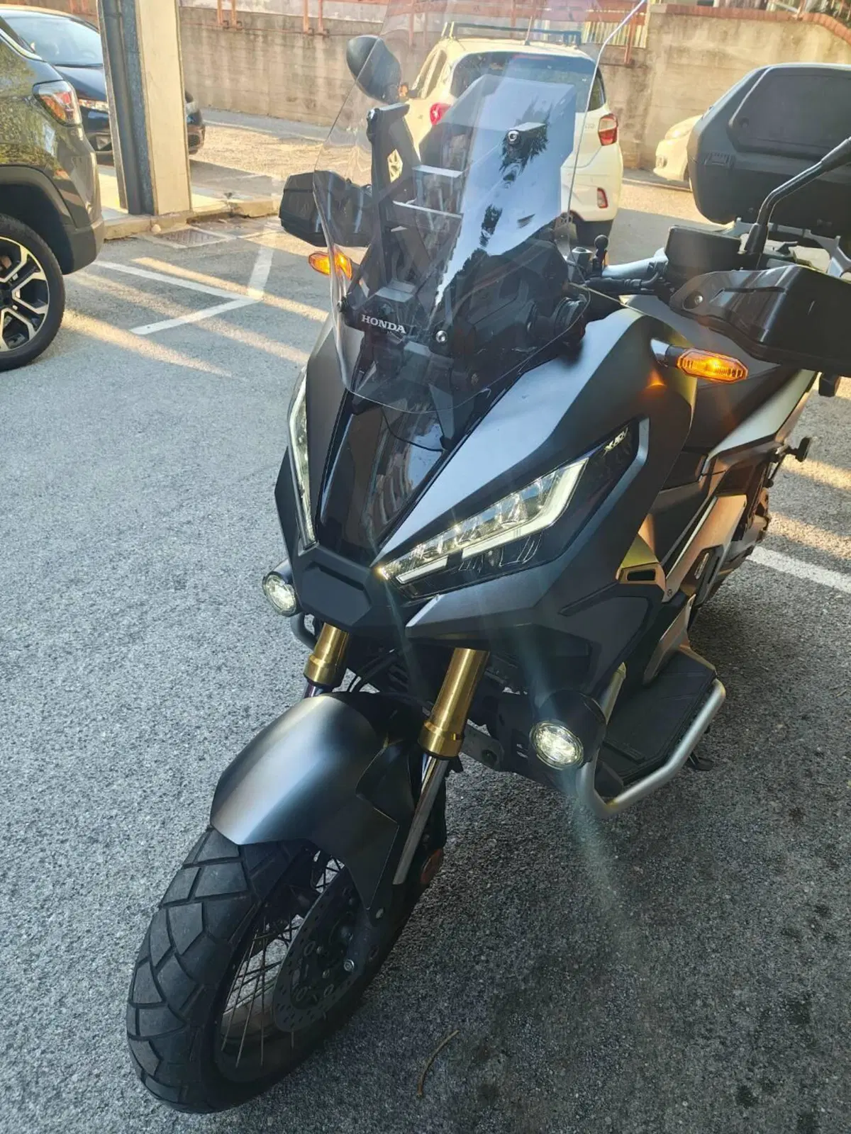Honda X-ADV 750 DCT Travel (2021 - 24) (8)