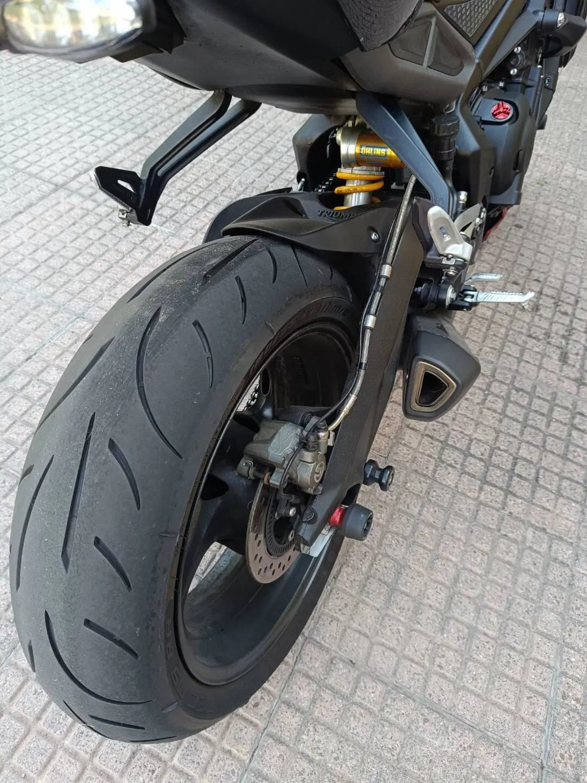 Triumph Street Triple 765 RS (2023 - 26) (4)