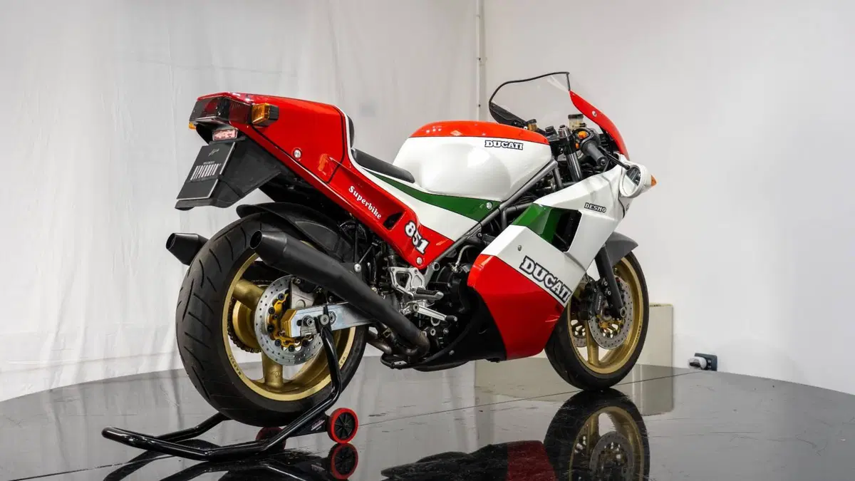 Ducati 851 TRICOLORE (7)