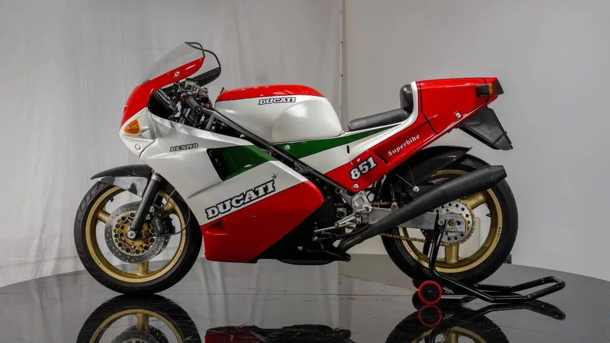 Ducati 851 TRICOLORE (10)