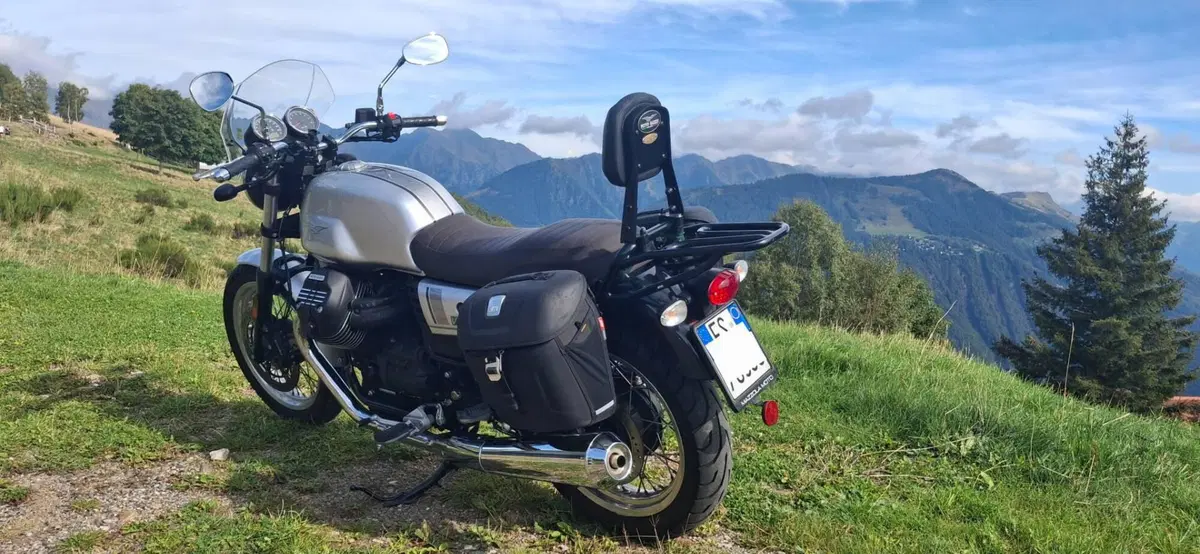 Moto Guzzi V7 III Special (2017 - 20)