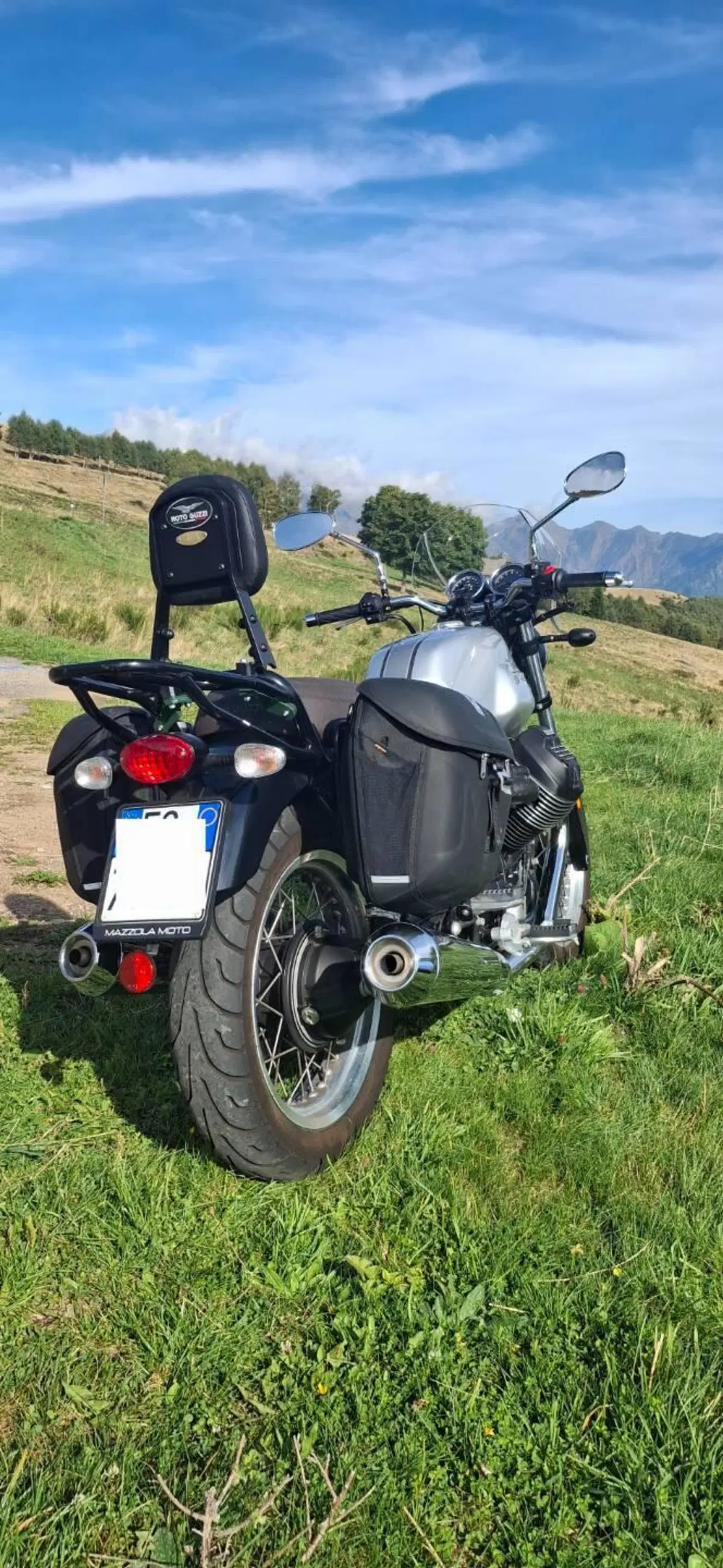 Moto Guzzi V7 III Special (2017 - 20) (4)