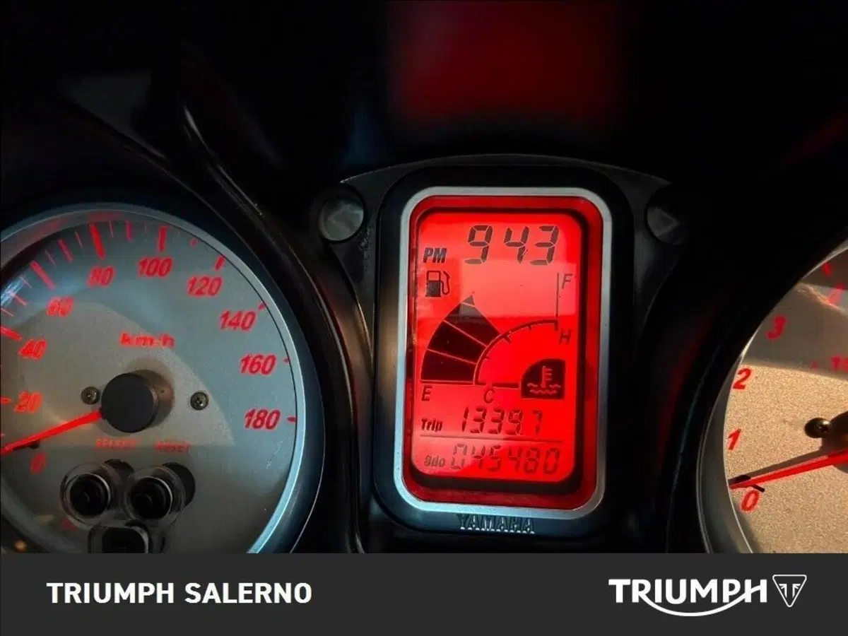 Yamaha T-Max 500 (2004 - 07) (7)